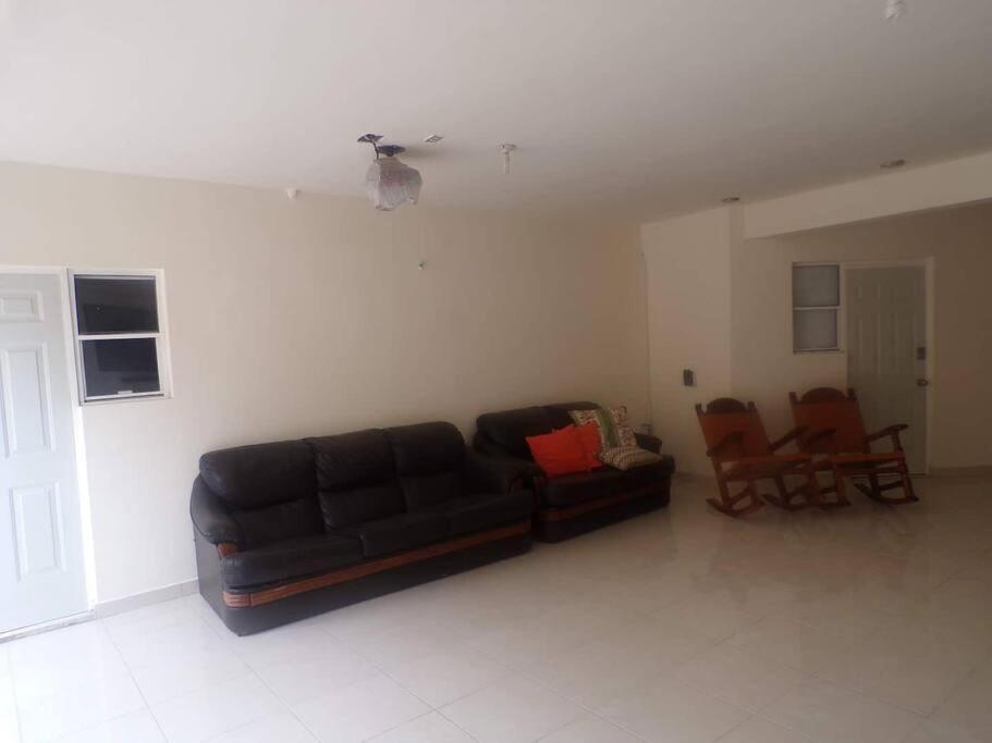 Departamento 23 Centrico , Confortable , Cerca De Galerias Mall , Vado Del Rio , Pepsi , Consulado, Cas แอร์มอซิโญ ภายนอก รูปภาพ